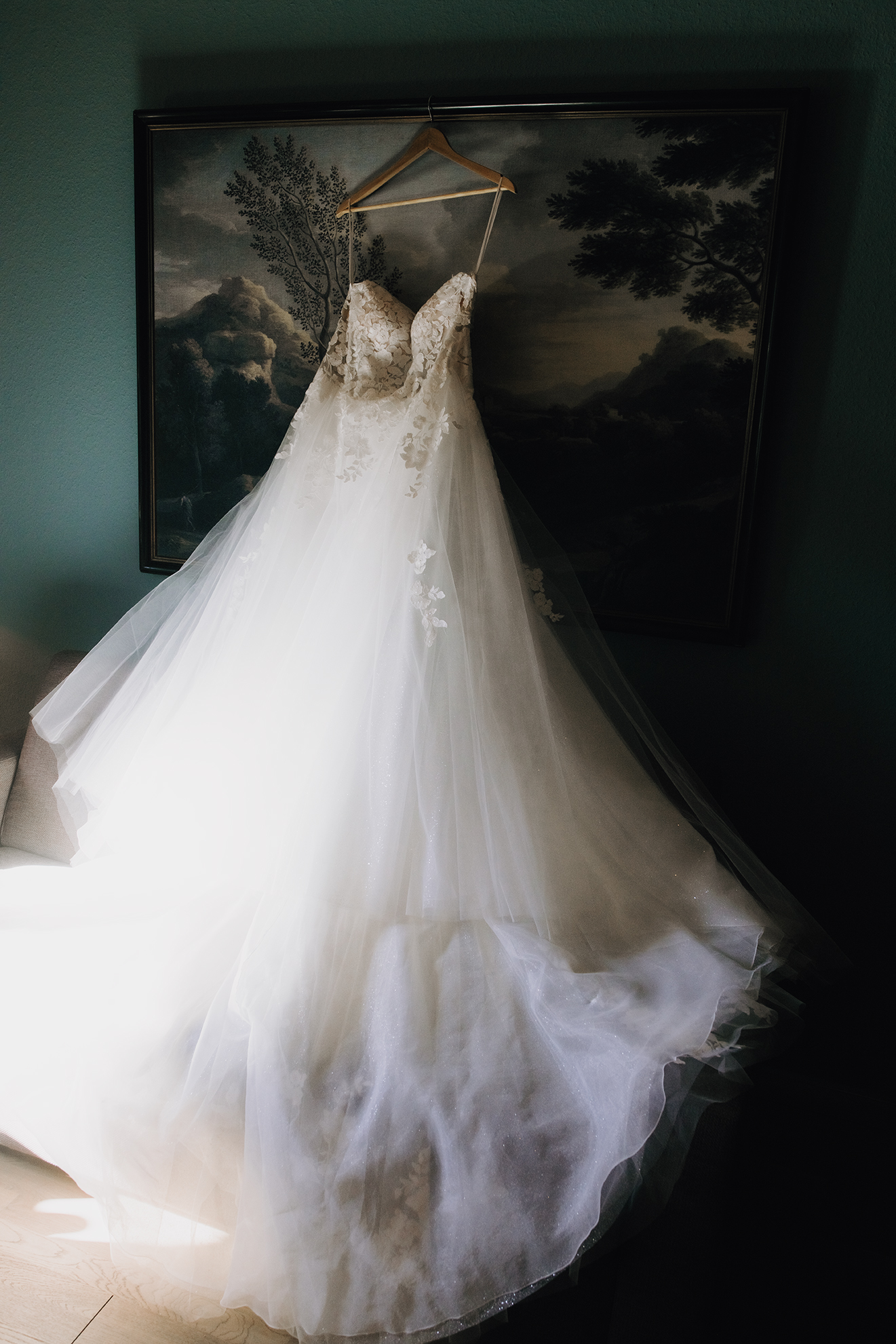 Moody bridal portrait in dramatic gown, Lake Como Italy – editorial wedding photography Saphir Weddings